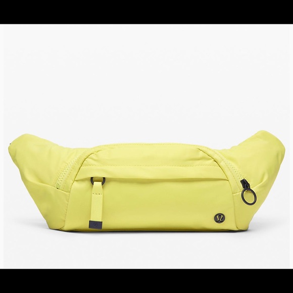 lululemon athletica Handbags - Lululemon - On The Beat Belt Bag